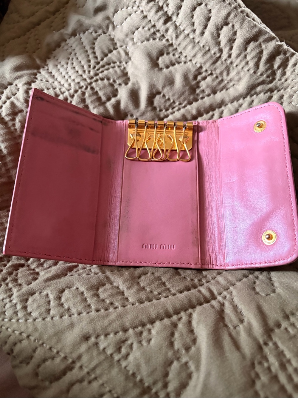 Miu Miu Light Pink Leather Croc-Embossed Key & Card Holder - Picture 7 of 8